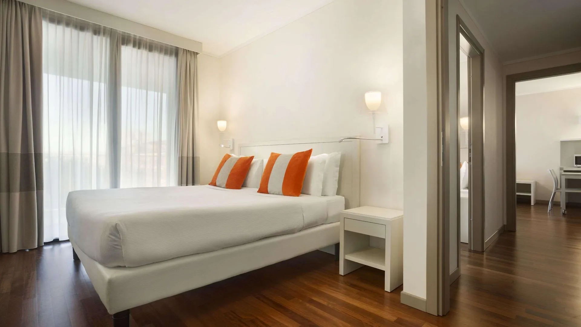 Ramada Plaza By Wyndham Milano Otel