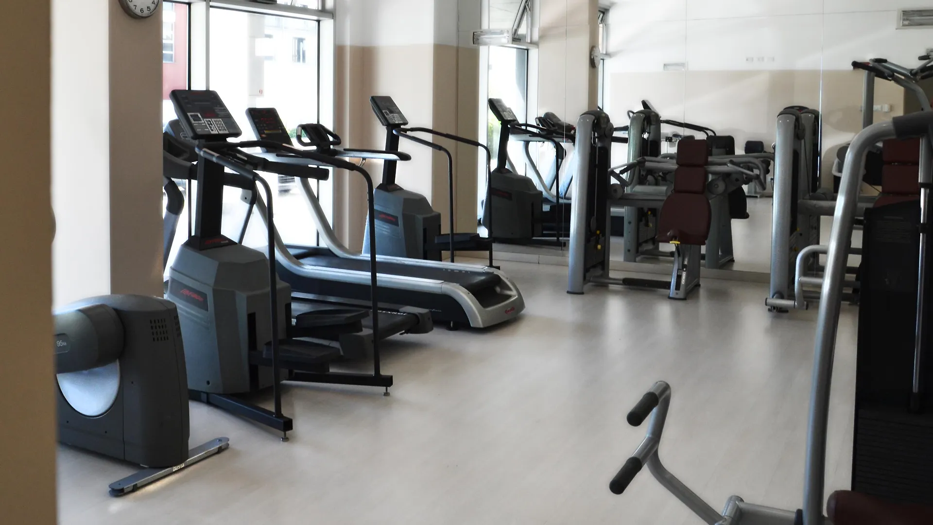 Ramada Plaza By Wyndham Milano Otel