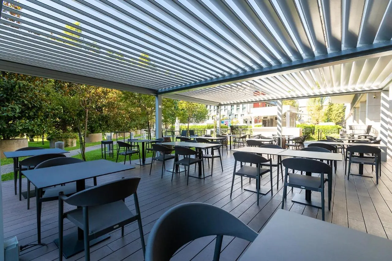 Ramada Plaza By Wyndham Milano Otel 4*,