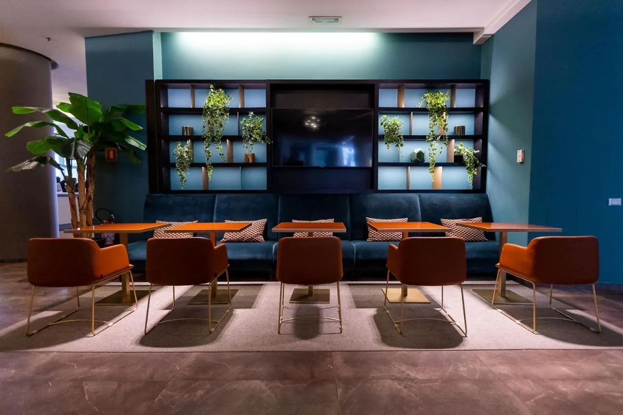 Ramada Plaza By Wyndham Milano Otel
