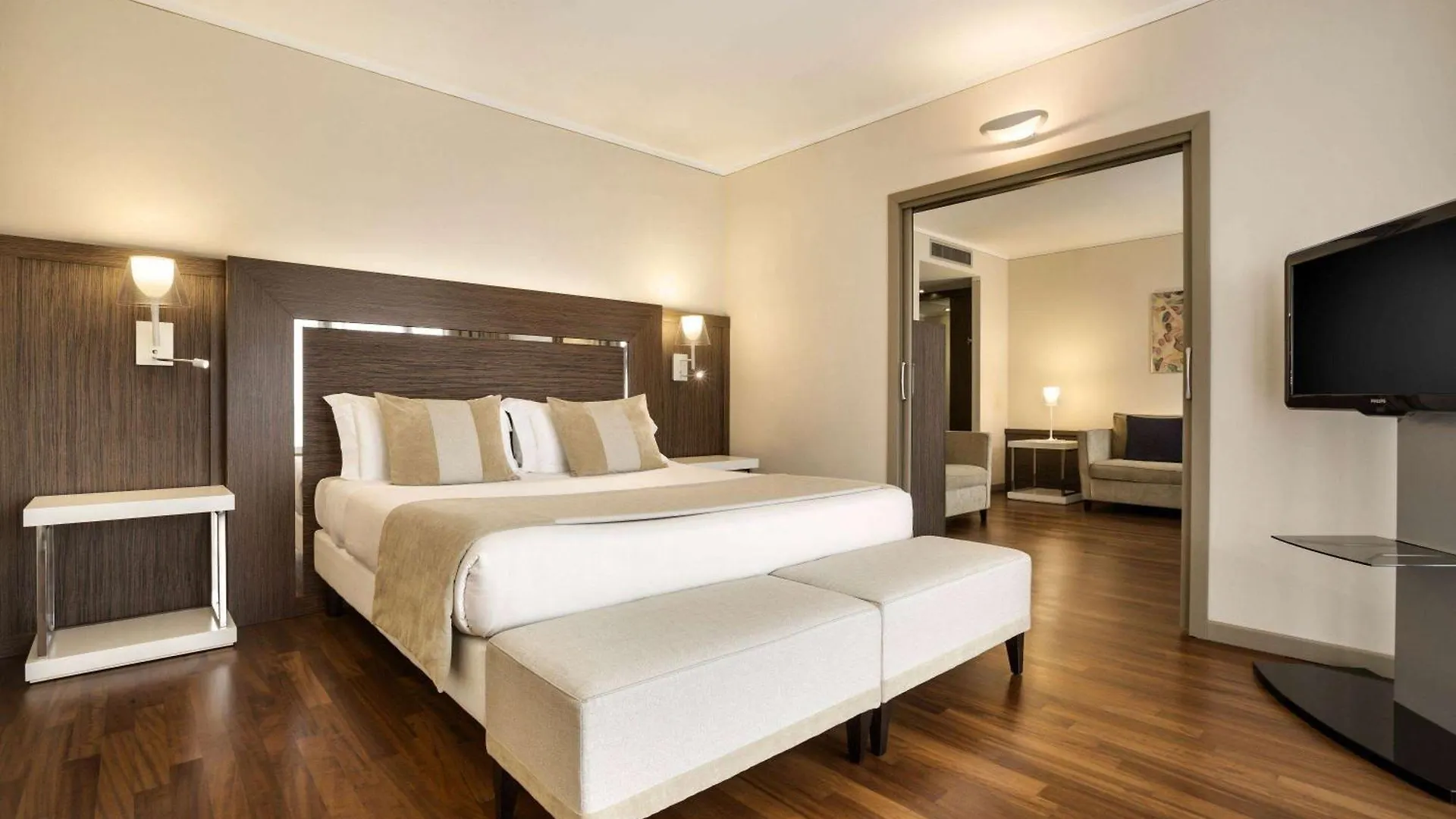 Ramada Plaza By Wyndham Milano Otel