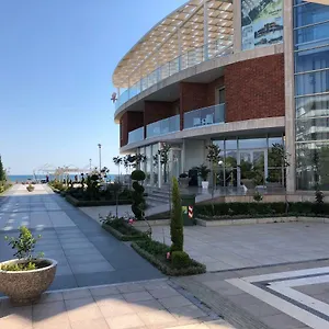 Hotel Fishta & ****