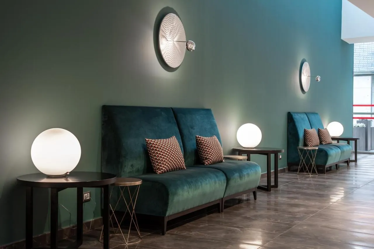 Ramada Plaza By Wyndham Milano Hotel Milaan